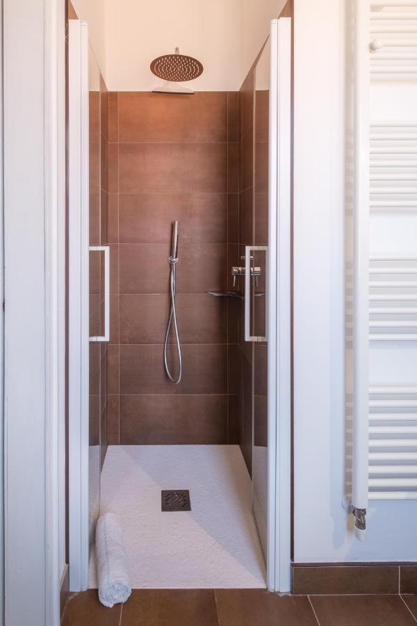 Fabula Rooms 3 Suites With Private Bathroom 博洛尼亚 外观 照片