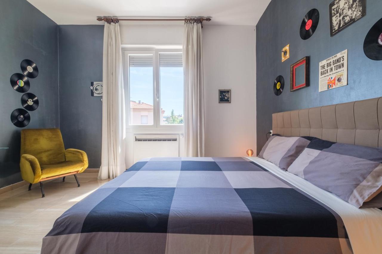 Fabula Rooms 3 Suites With Private Bathroom 博洛尼亚 外观 照片