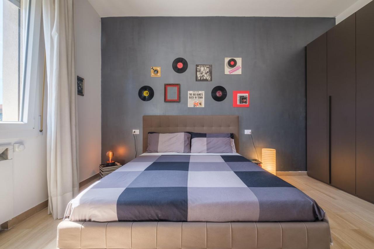 Fabula Rooms 3 Suites With Private Bathroom 博洛尼亚 外观 照片