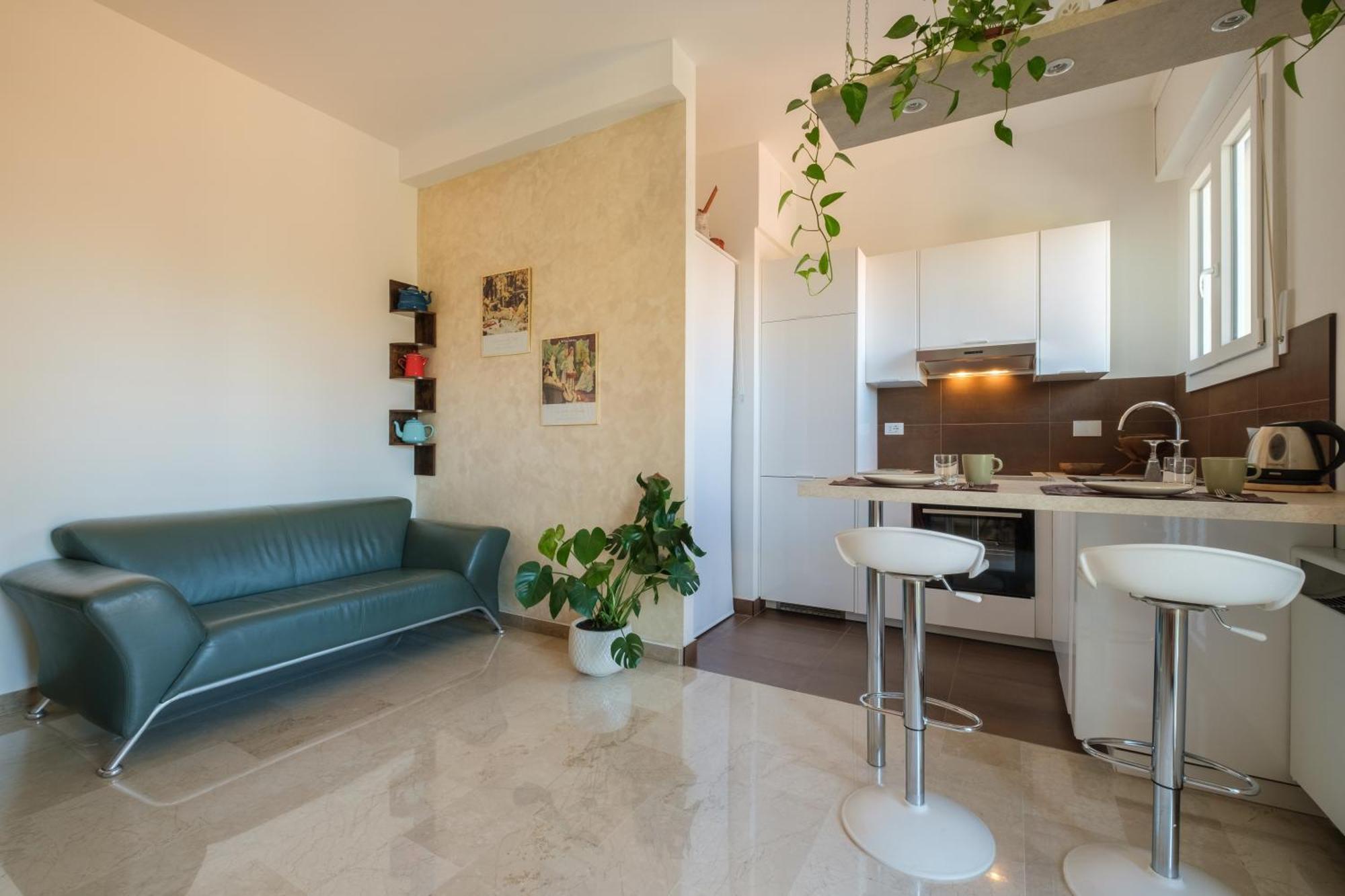 Fabula Rooms 3 Suites With Private Bathroom 博洛尼亚 外观 照片